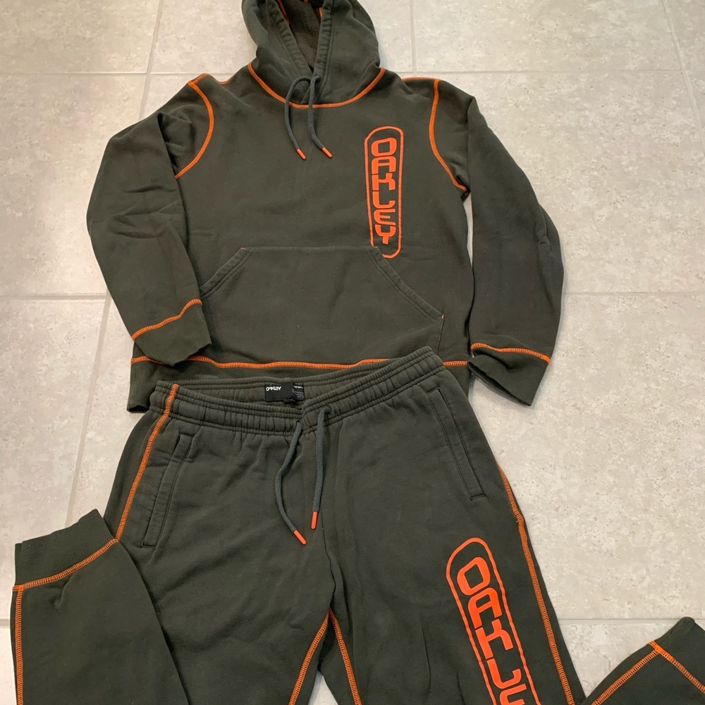 Oakley Sweatsuit Hoodie Pants Jogging Set S